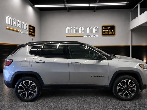 Certified 2024 Jeep Compass Limited AWD/4WD image 14