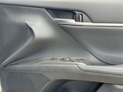 Used 2024 Toyota Camry XSE image 28