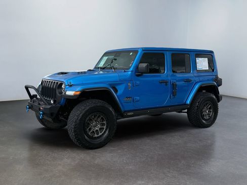 Used 2022 Jeep Wrangler Unlimited Rubicon w/ Xtreme Recon 35" Tire Package AWD/4WD image 7