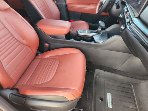 Used 2026 Kia Sportage SX FWD image 14
