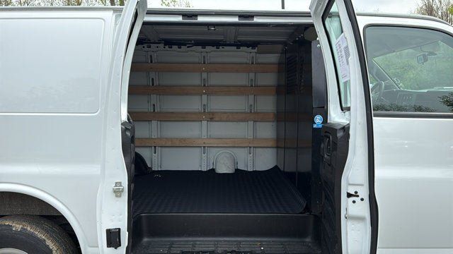 Used 2024 Chevrolet Express 2500 w/ Driver Convenience Package RWD image 23