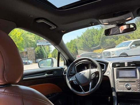 Used 2019 Ford Fusion Titanium FWD image 14