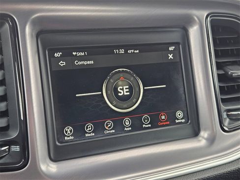 Used 2022 Dodge Challenger SXT image 20