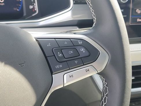 New 2025 Volkswagen Taos SEL image 16