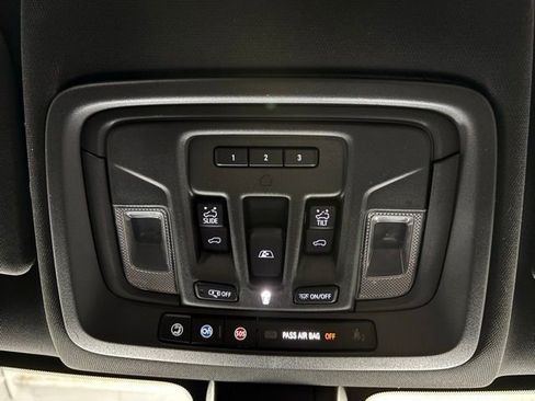 Used 2020 Chevrolet Silverado 2500 High Country w/ Z71 Off-Road Package image 29