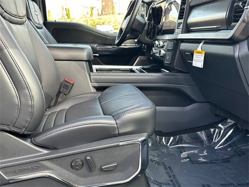 New 2026 Ford F450 Platinum w/ FX4 Off-Road Package image 13