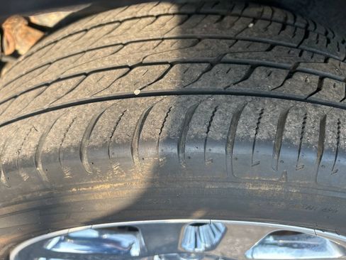 Used 2011 Dodge Nitro Heat AWD/4WD image 18