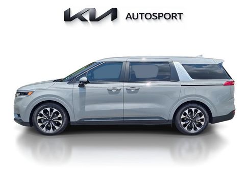 Certified 2024 Kia Carnival EX FWD image 13