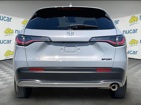 Used 2023 Honda HR-V Sport image 5