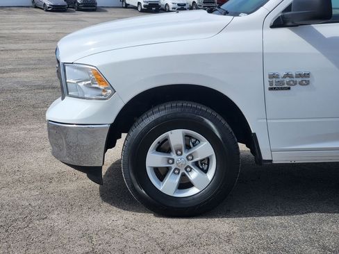 Used 2024 RAM 1500 Classic SLT AWD/4WD image 8