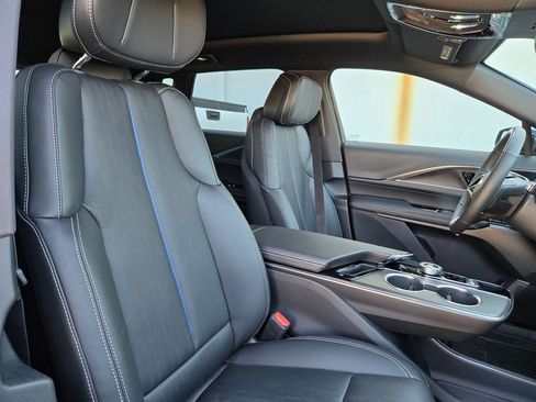 New 2026 Cadillac Lyriq Luxury image 29