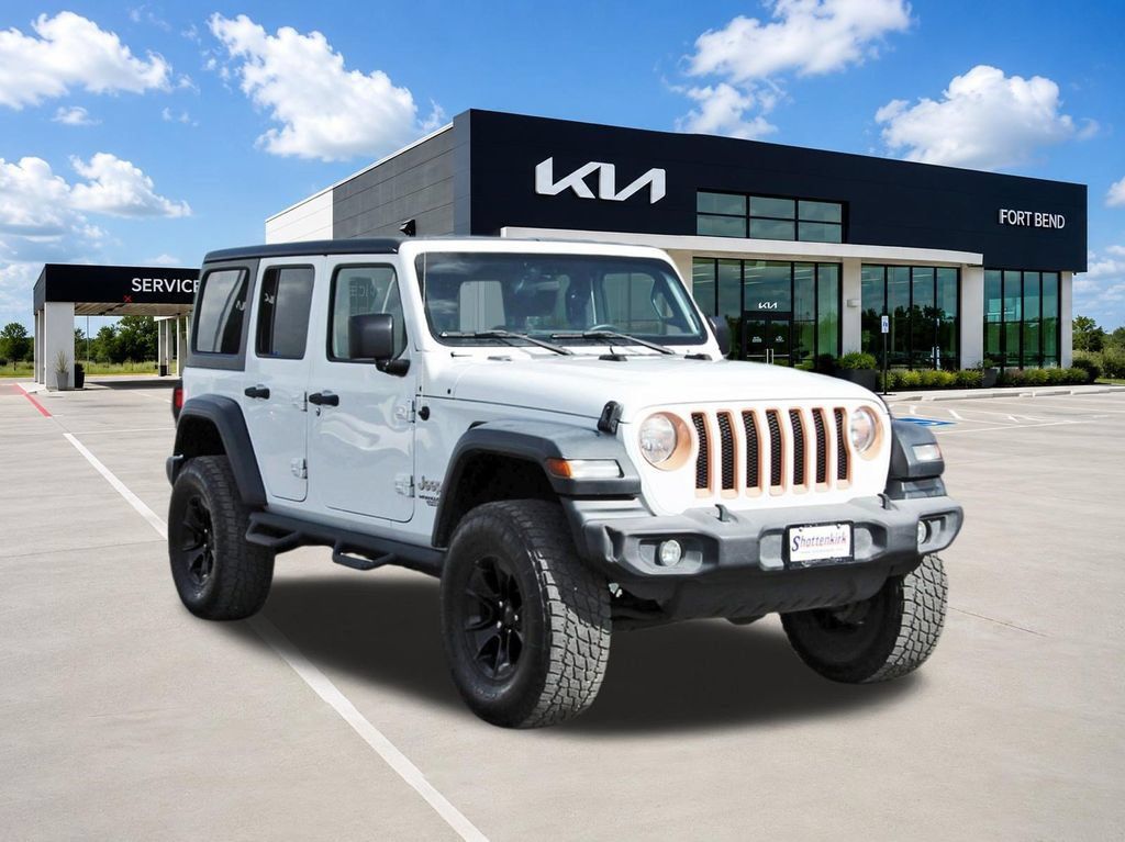 Used 2018 Jeep Wrangler Unlimited Sport AWD/4WD image 3