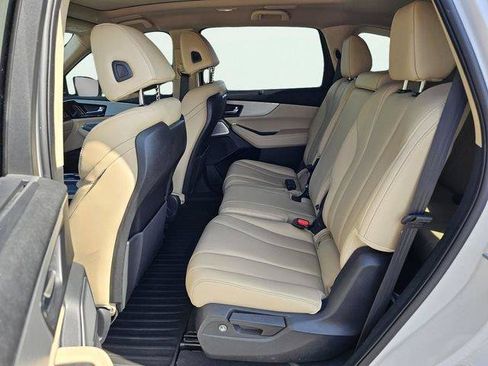 Used 2025 Acura MDX w/ Technology Package FWD image 33