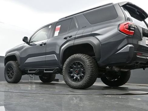 New 2026 Toyota 4Runner SR5 image 24