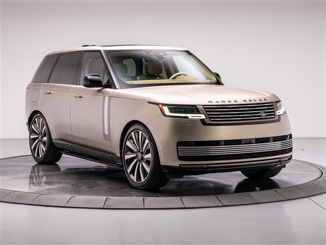 Used 2024 Land Rover Range Rover SV AWD/4WD image 7