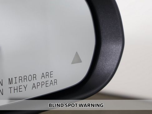 Used 2023 Mercedes-Benz GLC 300 4MATIC Coupe image 5