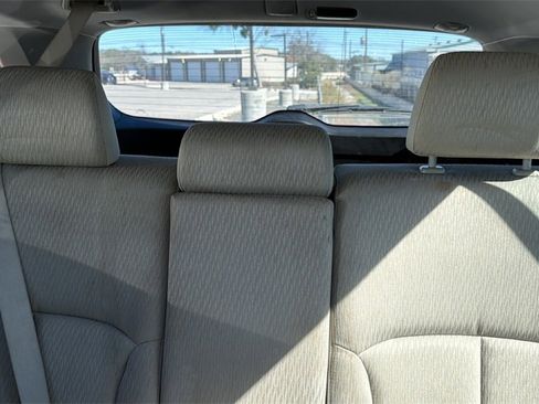 Used 2012 Subaru Outback 2.5i Premium image 13