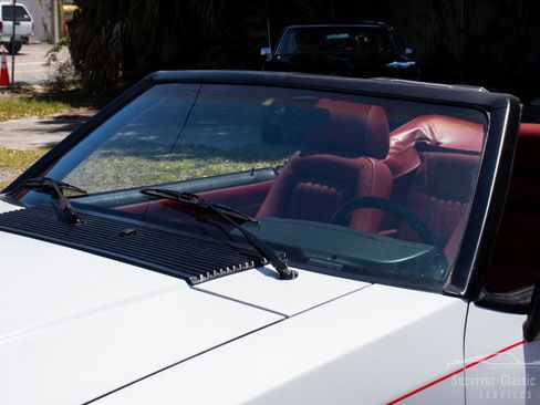Used 1989 Ford Mustang LX RWD image 30