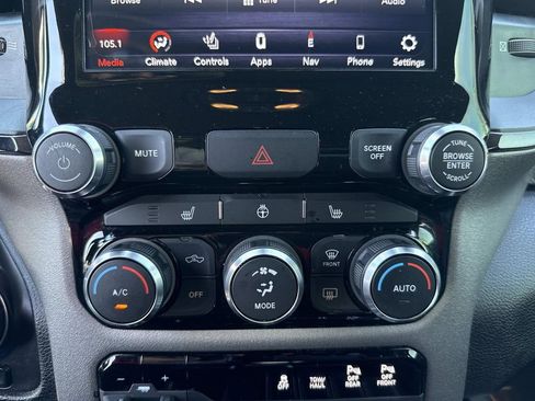 Used 2021 RAM 1500 Big Horn w/ Built-to-serve Edition image 32