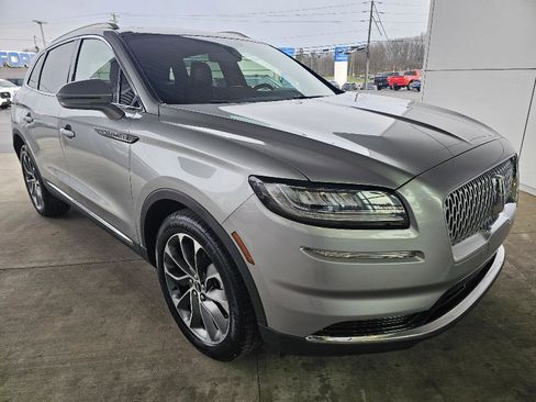 Used 2022 Lincoln Nautilus Reserve image 7