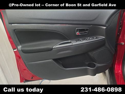 Used 2025 Mitsubishi Outlander Sport AWD image 10