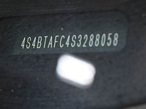 Certified 2025 Subaru Outback Premium image 30