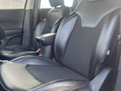 Used 2020 Jeep Compass Latitude w/ Cold Weather Group image 10