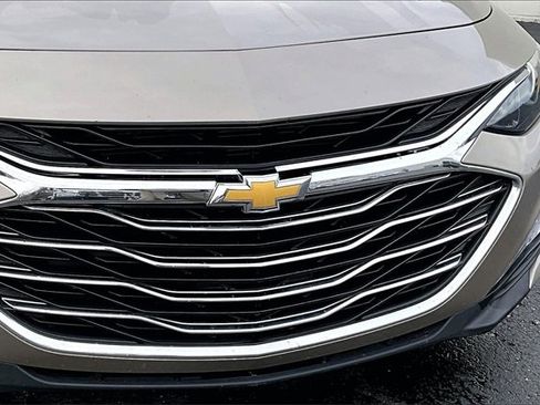 Used 2023 Chevrolet Malibu LT image 31