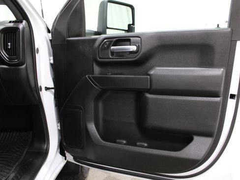 Used 2024 Chevrolet Silverado 2500 Custom w/ Custom Value Package image 27