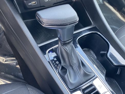 Used 2023 Hyundai Santa Cruz SE image 22