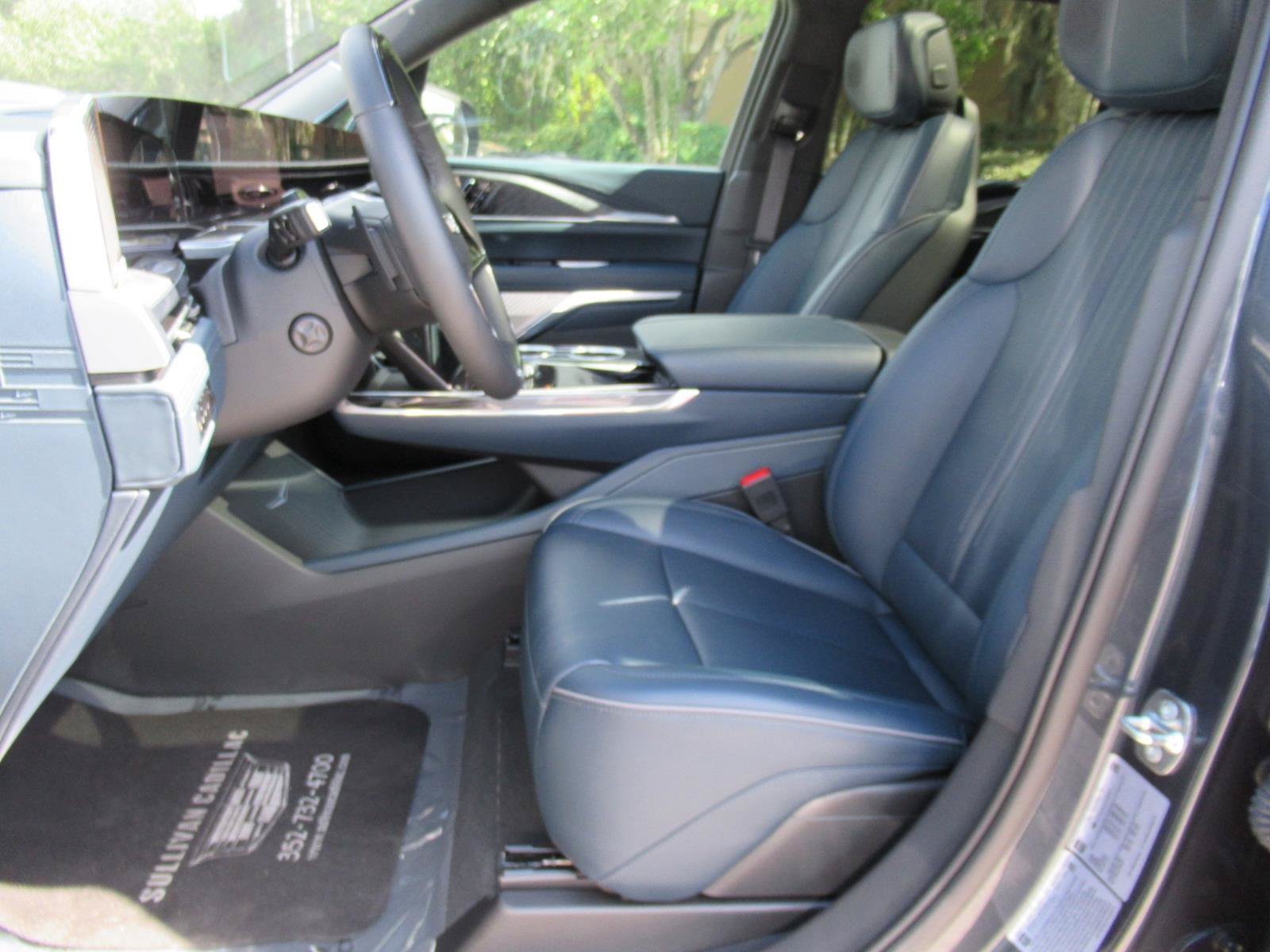 Certified 2026 Cadillac Escalade IQ Sport 2 AWD/4WD image 21