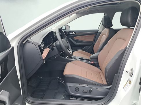 New 2026 Volkswagen Jetta SEL FWD image 10