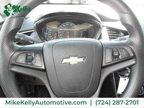 Used 2019 Chevrolet Trax LT w/ LPO, Protection Package AWD/4WD image 18