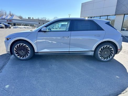 New 2024 Hyundai Ioniq 5 Limited image 8
