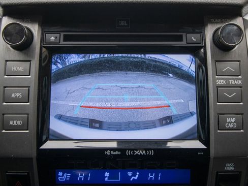 Used 2018 Toyota Tundra Platinum image 31