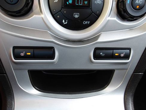 Used 2014 Ford Fiesta SE w/ Comfort Package FWD image 13