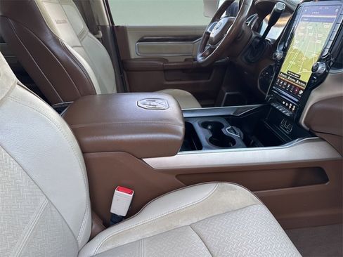 Used 2020 RAM 2500 Laramie image 39