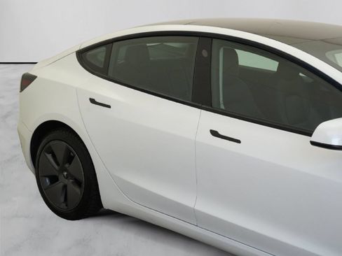 Used 2023 Tesla Model 3 Standard Range RWD image 5