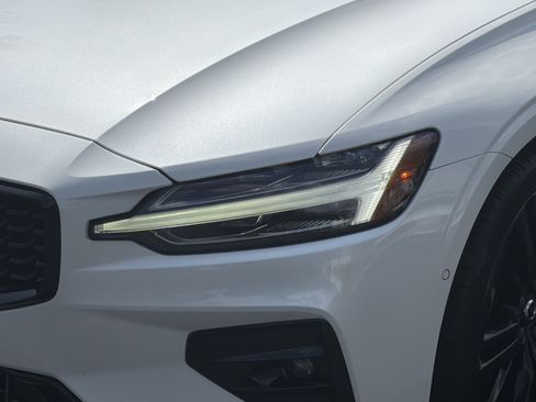 Certified 2023 Volvo S60 B5 Plus FWD image 6