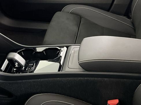 Certified 2023 Volvo C40 P8 Recharge Ultimate image 23