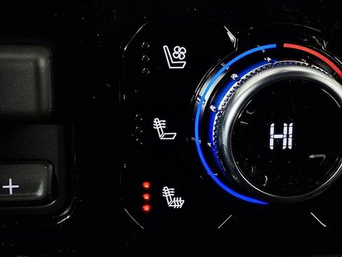 New 2026 GMC Sierra 1500 SLT image 6