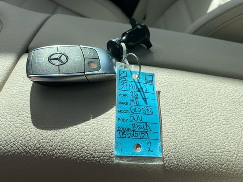 New 2026 Mercedes-Benz GLS 580 4MATIC image 34