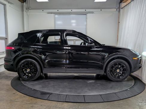 Used 2019 Porsche Cayenne AWD/4WD image 10