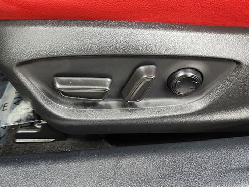 Used 2020 Toyota Camry XSE image 13