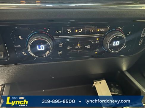 Used 2023 Chevrolet Silverado 1500 RST w/ Rally Edition AWD/4WD image 12