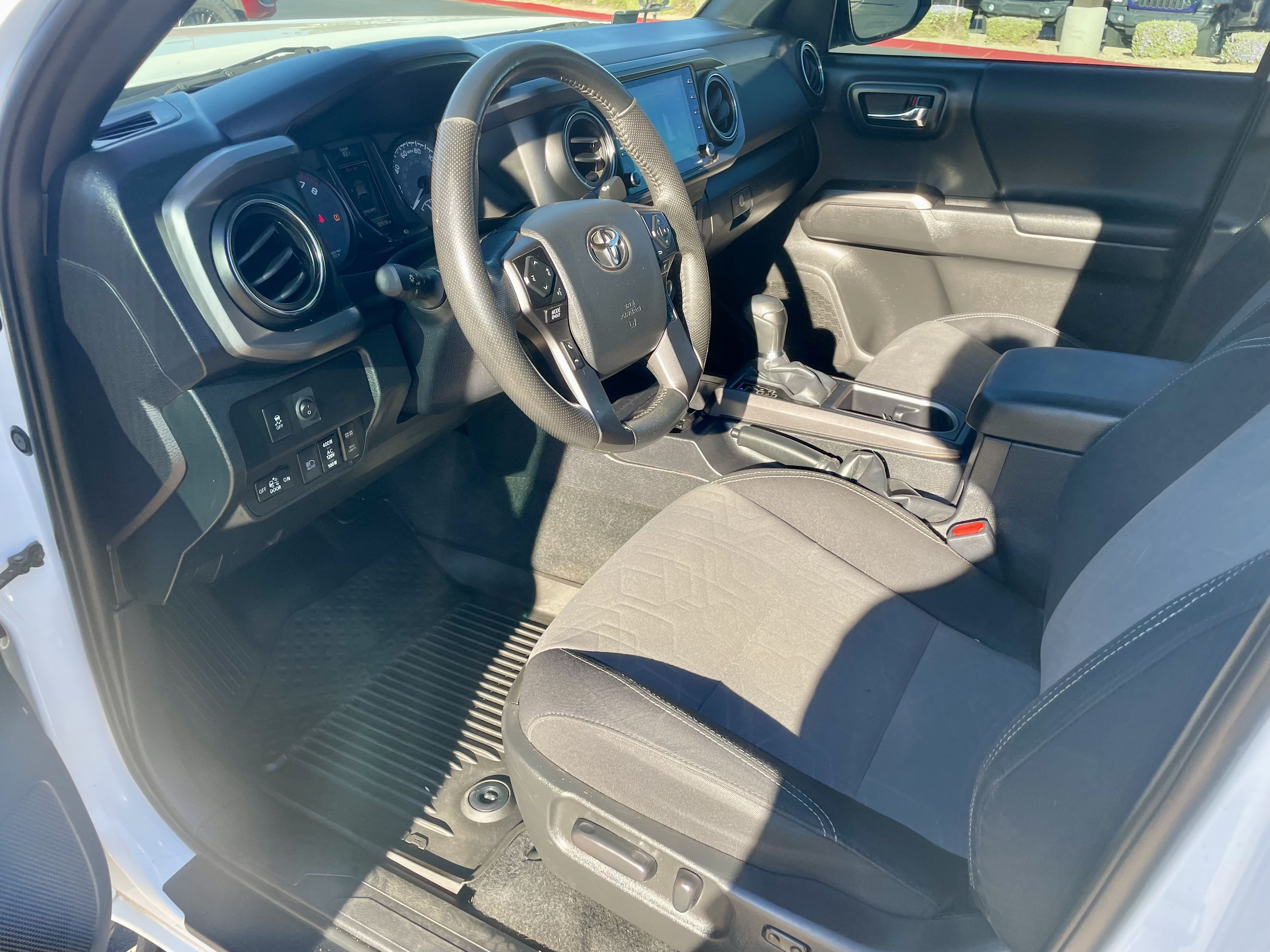 Used 2023 Toyota Tacoma TRD Off-Road AWD/4WD image 10