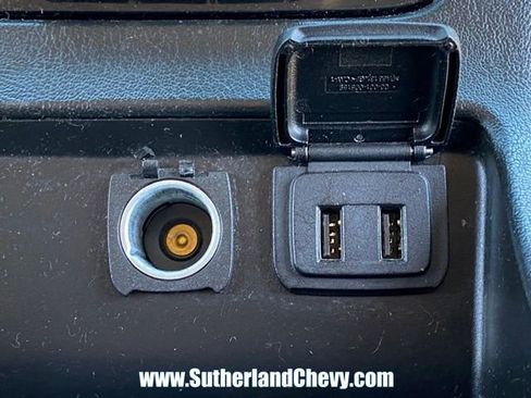 Used 2018 Chevrolet Tahoe LS AWD/4WD image 32