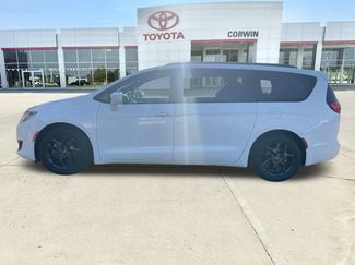Used 2020 Chrysler Pacifica Touring-L Plus FWD video 2