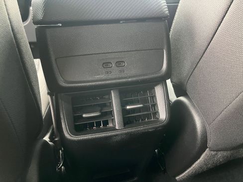 Used 2025 Chevrolet Equinox LT image 24