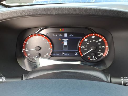 Used 2022 Nissan Frontier PRO-4X w/ Pro-4X Premium Package image 18